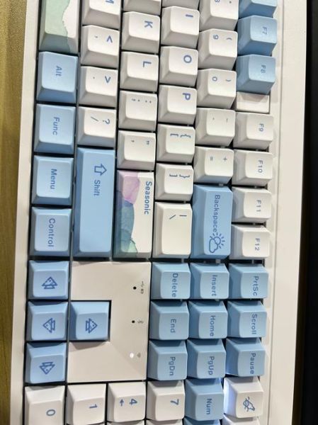 樱桃的键盘怎么样_樱桃机械键盘值得买吗-第1张图片-俊逸知识馆