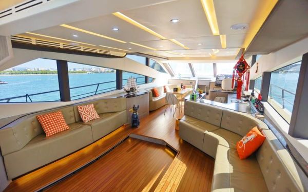 游艇价格一般多少钱_二手游艇值得买吗-第2张图片-俊逸知识馆 游艇价格一般多少钱_二手游艇值得买吗-第2张图片-俊逸知识馆