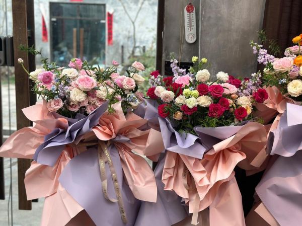 开花店需要多少钱_花艺培训哪家好-第2张图片-俊逸知识馆 开花店需要多少钱_花艺培训哪家好-第2张图片-俊逸知识馆