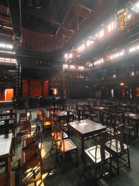 北京新月饭店地址在哪_北京新月饭店预订电话-第1张图片-俊逸知识馆