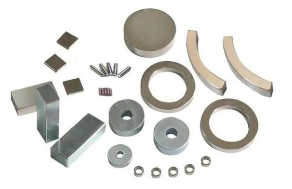 磁铁多少钱一个_钕铁硼和铁氧体怎么选-第3张图片-俊逸知识馆 磁铁多少钱一个_钕铁硼和铁氧体怎么选-第3张图片-俊逸知识馆