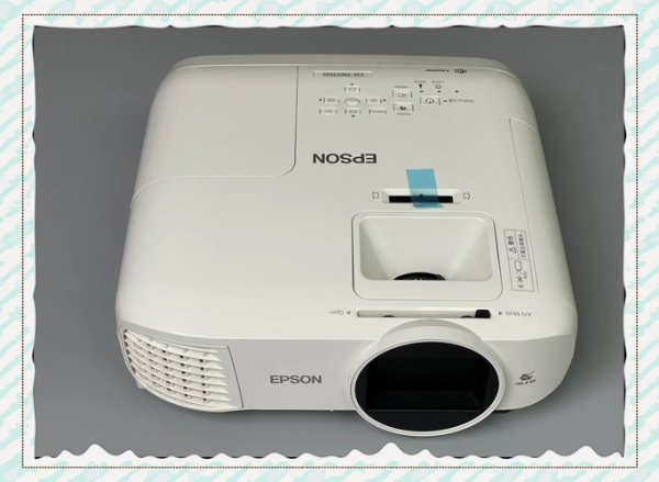 爱普生投影机怎么样_爱普生投影机值得买吗-第1张图片-俊逸知识馆 爱普生投影机怎么样_爱普生投影机值得买吗-第1张图片-俊逸知识馆