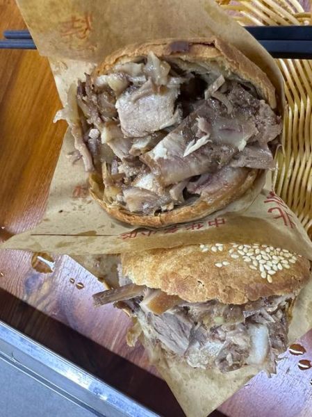 北京最好吃的烧饼夹肘子在哪_老北京人推荐哪家-第3张图片-俊逸知识馆 北京最好吃的烧饼夹肘子在哪_老北京人推荐哪家-第3张图片-俊逸知识馆