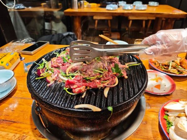 北京炙子烤肉哪家正宗_炙子烤肉和老北京烤肉区别-第2张图片-俊逸知识馆 北京炙子烤肉哪家正宗_炙子烤肉和老北京烤肉区别-第2张图片-俊逸知识馆
