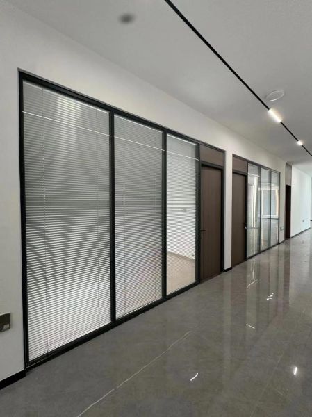 北京玻璃隔断厂家哪家好_价格多少钱一平-第3张图片-俊逸知识馆 北京玻璃隔断厂家哪家好_价格多少钱一平-第3张图片-俊逸知识馆