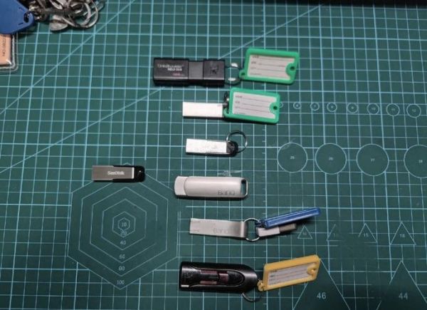 如何制作U盘启动盘_制作U盘启动盘用什么工具-第2张图片-俊逸知识馆