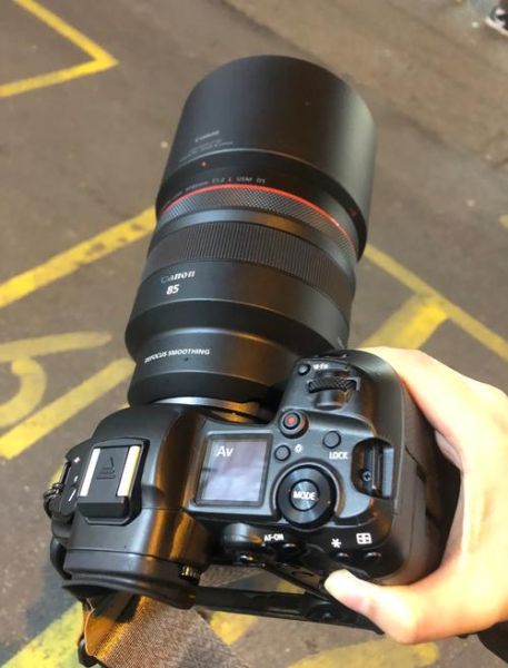 佳能1585镜头怎么样_值得买吗-第3张图片-俊逸知识馆