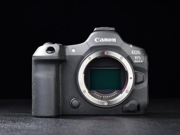 佳能r5怎么样_佳能r5值得买吗-第1张图片-俊逸知识馆