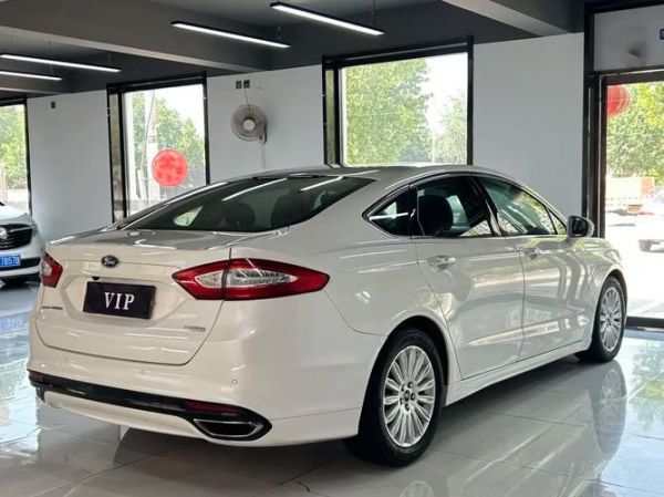 13款蒙迪欧怎么样_值得买吗-第3张图片-俊逸知识馆