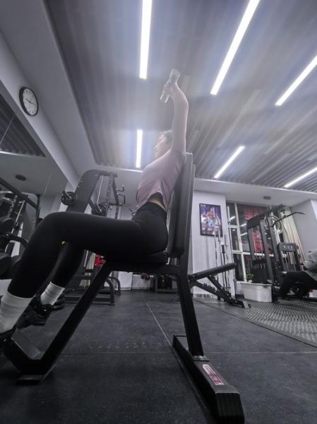 北京健身房哪家好_北京健身私教多少钱-第3张图片-俊逸知识馆