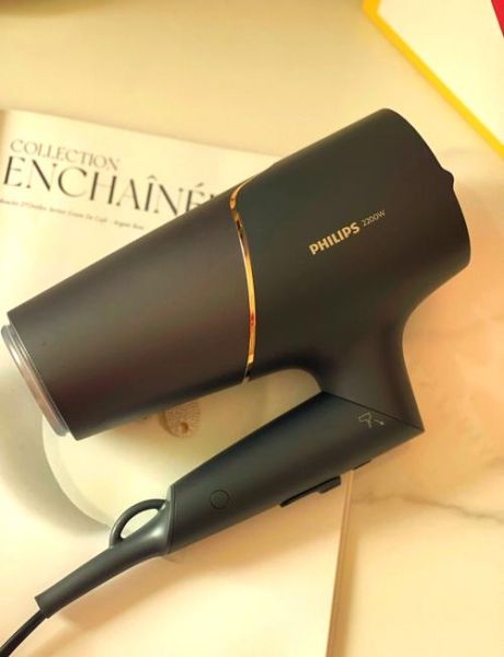 飞利浦吹风机怎么样_飞利浦吹风机哪款好-第1张图片-俊逸知识馆