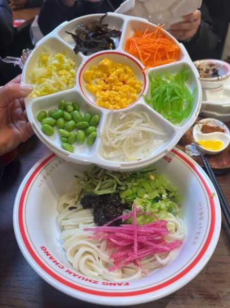 北京小吃有哪些_老北京炸酱面怎么做-第2张图片-俊逸知识馆