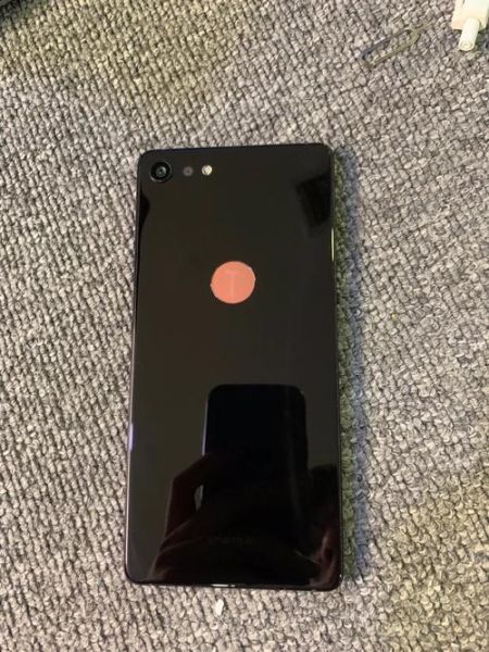 坚果手机怎么样_值得买吗-第1张图片-俊逸知识馆