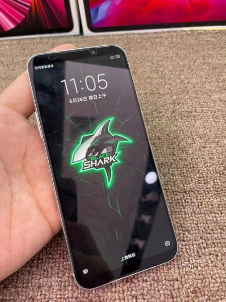 小米黑鲨手机怎么样_黑鲨游戏手机值得买吗-第1张图片-俊逸知识馆