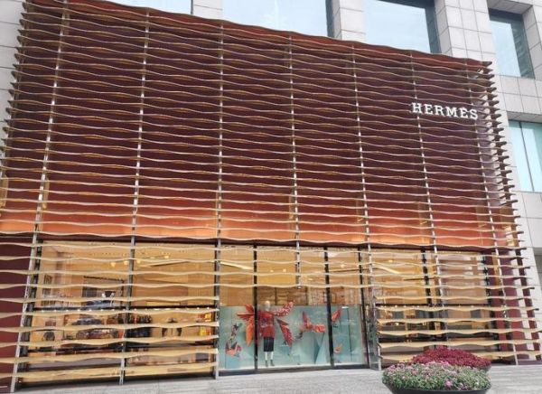 北京银泰中心写字楼租金多少钱_值得入驻吗-第2张图片-俊逸知识馆