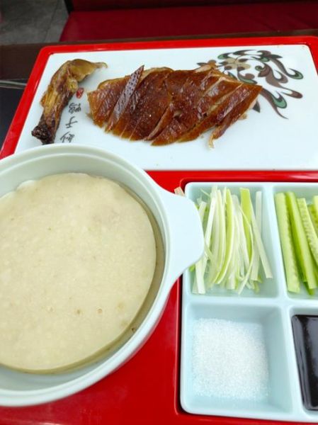 北京烤鸭是什么菜系_北京烤鸭属于哪个地方菜-第2张图片-俊逸知识馆 北京烤鸭是什么菜系_北京烤鸭属于哪个地方菜-第2张图片-俊逸知识馆