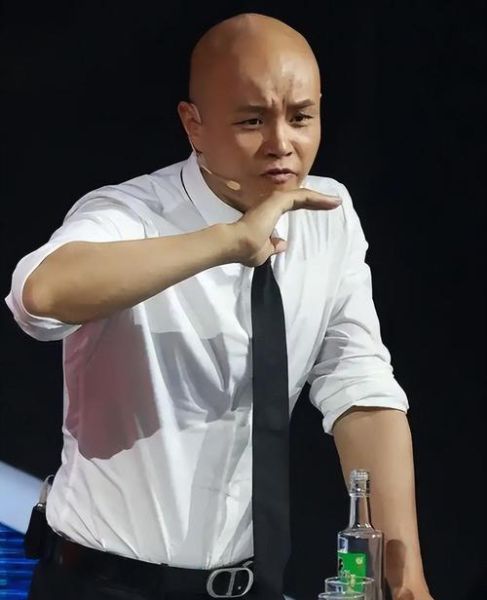 乐嘉现在怎么样了_乐嘉最新动态-第3张图片-俊逸知识馆