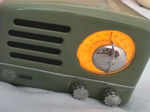 猫王收音机怎么样_猫王收音机值得买吗-第2张图片-俊逸知识馆