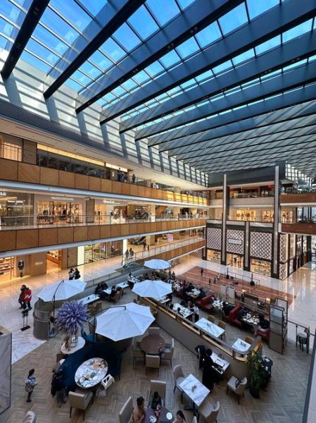 北京最大的商场是哪家_怎么去最方便-第3张图片-俊逸知识馆