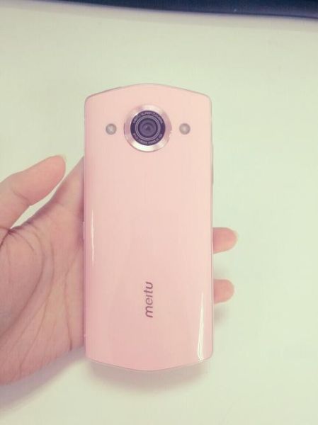 美图m6s值得买吗_美图m6s拍照效果好吗-第3张图片-俊逸知识馆